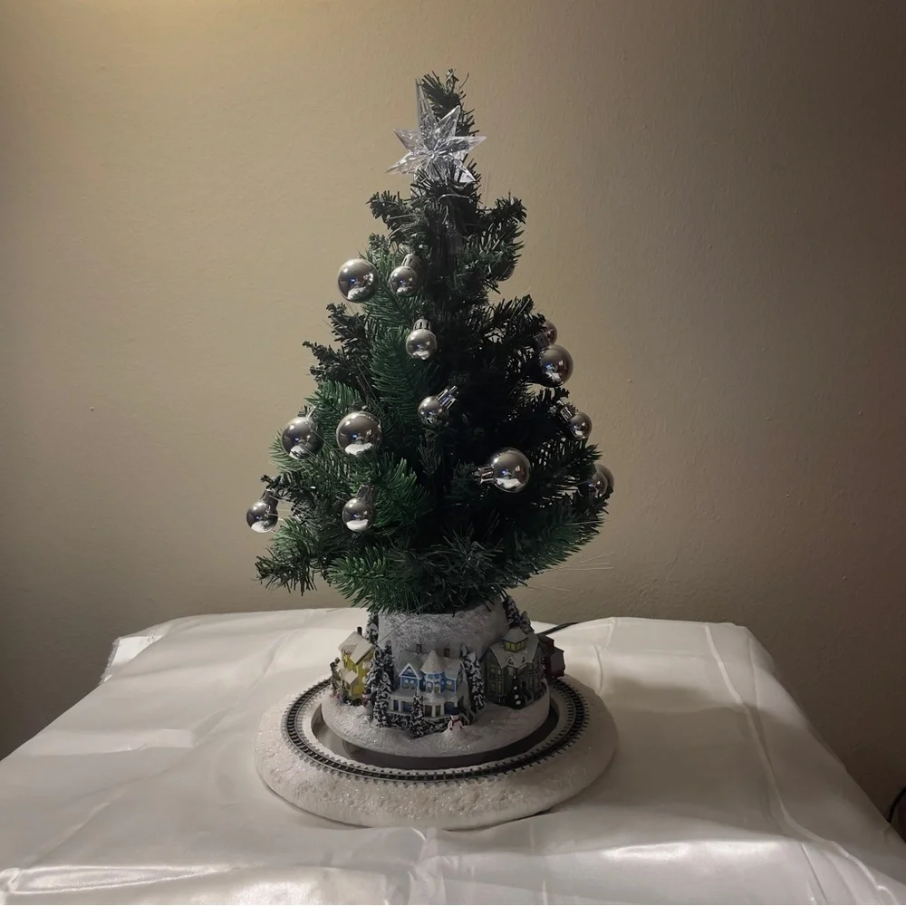 Thomas Kinkade Holiday Sparkle Fiber Optic Christmas Tree w/Moving Train & Music - Picture 1 of 12